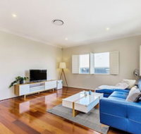 Rochedale Spacious Holiday 4 Bedrooms House Qro009 - Sydneys Hotel