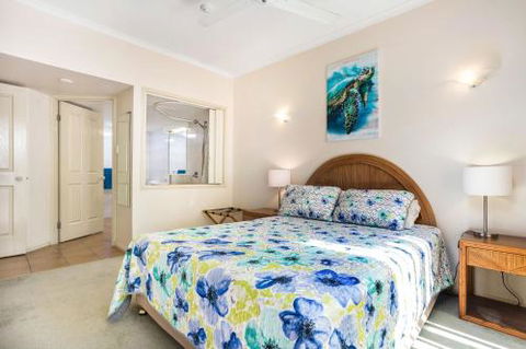 A Taste Of The Tropics - Sydneys Hotel 0