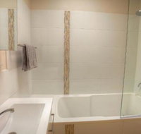 Caits Place - Sydneys Hotel
