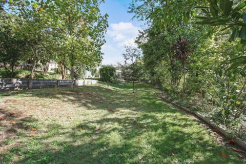 Alpine Streamside - Sydneys Hotel 7