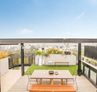 Inner City Penthouse With Private Rooftop - Sydneys Hotel