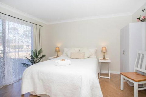 Macleay Street 23 Narrawallee - Sydneys Hotel 3