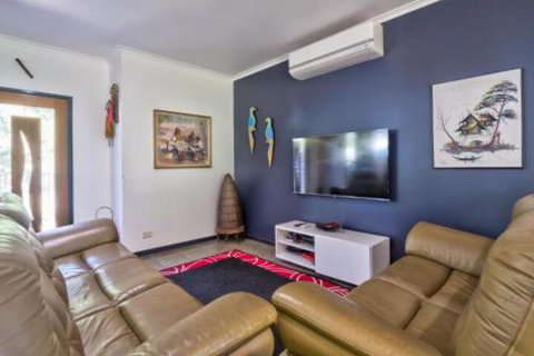Sandy Feet Retreat Hervey Bay - Sydneys Hotel 2