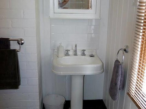 Clydes At Mount View - Sydneys Hotel 0