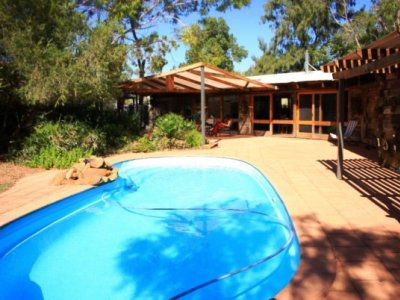 Alice Station Bed & Breakfast - Sydneys Hotel 1