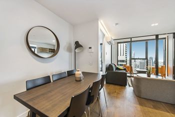 Serviced Apartments Melbourne Lighthouse - Sydneys Hotel 3