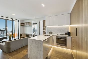 Serviced Apartments Melbourne Lighthouse - Sydneys Hotel 1