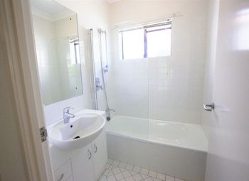 Via Veneto 3 Bedroom Private Home - Sydneys Hotel 4