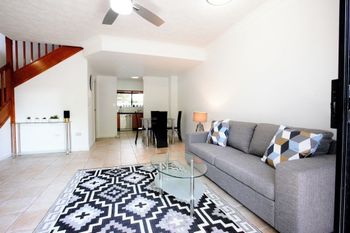 Via Veneto 3 Bedroom Private Home - Sydneys Hotel 3