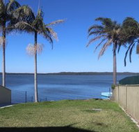 Lil Haven - Sydneys Hotel