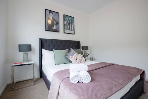 108spacious Point Cook Estate4br2btdoublegarage - Sydneys Hotel 6