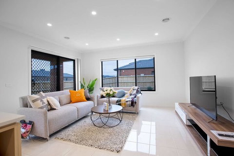 108spacious Point Cook Estate4br2btdoublegarage - Sydneys Hotel 7