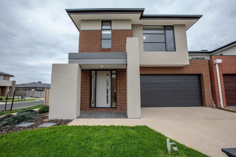 108spacious Point Cook Estate4br2btdoublegarage - Sydneys Hotel 2