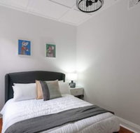 Luxurious Heritage Home With Harbour Bridge Views - Sydneys Hotel