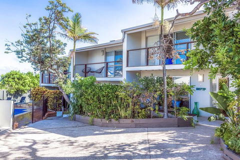 Lyrona - 3/35 Avocet Parade - Sydneys Hotel 2