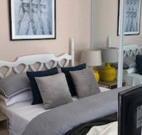 Sun-drenched 1 Bed Studio Apartment In Newtown - Sydneys Hotel