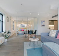 NEW Cozy Comfy APT Near Sydney Airport  CBD - Sydneys Hotel