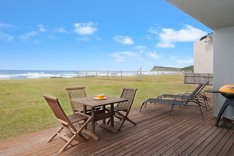 La Plage - Sydneys Hotel 1
