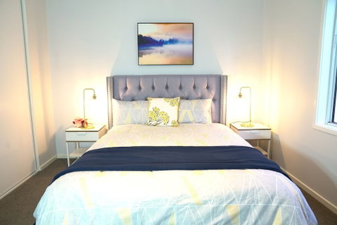 Waterfront Villa In Sanctuary Lakes - Sydneys Hotel 6