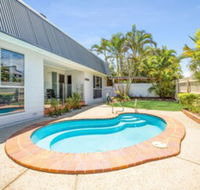 Allamanda Sands - 23 Oriole Avenue - Sydneys Hotel