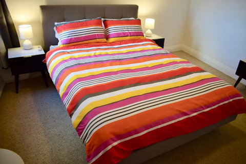 Homy Apartment In Trendy Haberfield - Sydneys Hotel 2