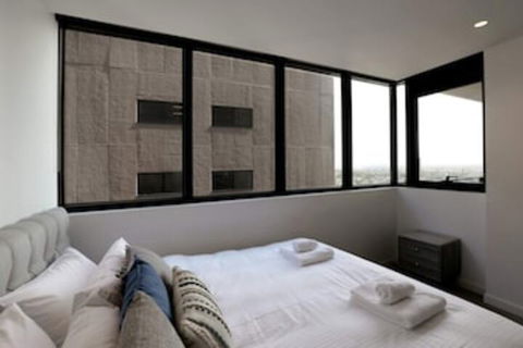 Fantastic 2BD Apt In Melbournes Southbank! - Sydneys Hotel 0