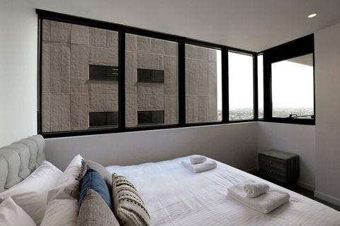 Fantastic 2BD Apt In Melbournes Southbank! - Sydneys Hotel 3