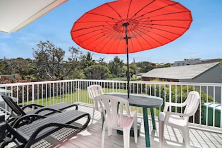 Point Arkwright QLD Sydneys Hotel