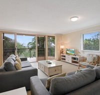 Kingsview - 1/54 Kingfisher Drive - Sydneys Hotel
