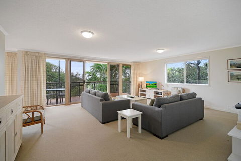 Kingsview - 1/54 Kingfisher Drive - Sydneys Hotel 3