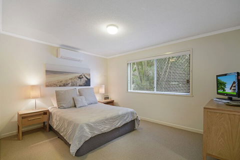 Kingsview - 1/54 Kingfisher Drive - Sydneys Hotel 5