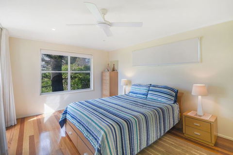 Summer Place - 24 Shearwater Street - Sydneys Hotel 4