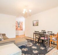 Spacious  Cozy Apartment In Heart Of Redfern - Sydneys Hotel