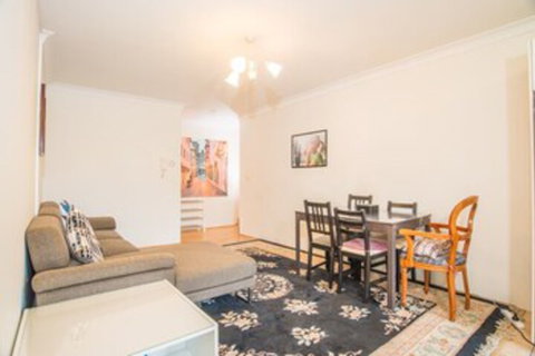 Spacious & Cozy Apartment In Heart Of Redfern - Sydneys Hotel 0