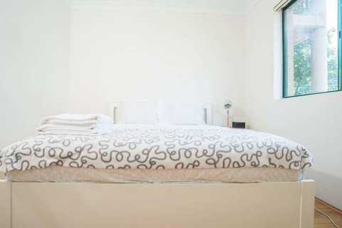 Spacious & Cozy Apartment In Heart Of Redfern - Sydneys Hotel 3