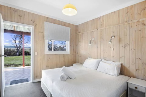 Rivendale - Sydneys Hotel 2