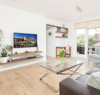 Bondi Beach Getaway - Sydneys Hotel