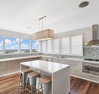 Sea Splash 75 Lorikeet Drive - Sydneys Hotel