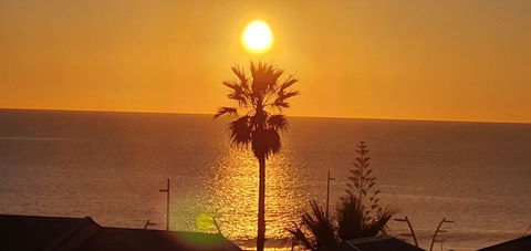 West Beach Lagoon 114 â€“ Great Ocean Views - Sydneys Hotel 0