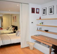 Spacious 1 Bedroom Apartment in the Heart of Melbourne's CBD