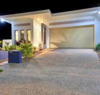 Luxury Darwin City Lights Jacuzzi Central Location Large House New Furnishings - Sydneys Hotel
