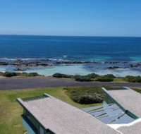 Boathouse nearly in the water  wonderful views - Sydneys Hotel