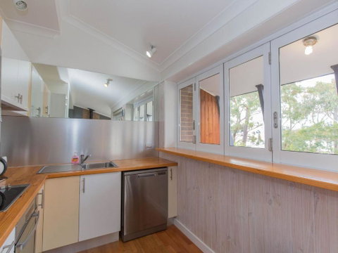 Dauphine 1 / 23 Townsend Street - Sydneys Hotel 5