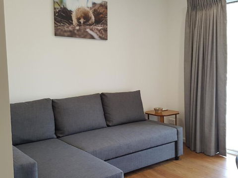 Fish Creek Alkira Accommodation - Sydneys Hotel 1