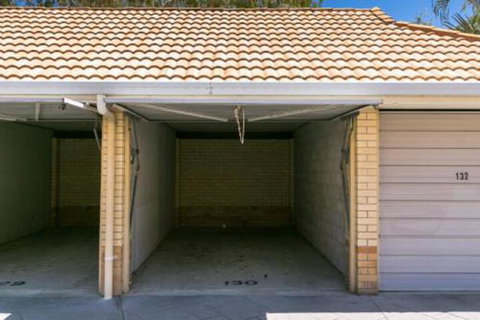Holiday At The Marina Hervey Bay - Sydneys Hotel 2