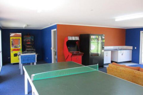 Holiday At The Marina Hervey Bay - Sydneys Hotel 6
