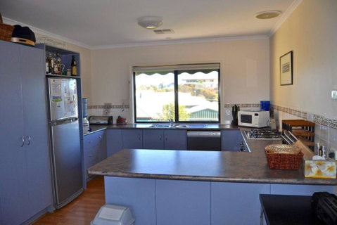 Black Duck - Sydneys Hotel 4