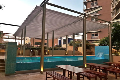 Modern Harbourside Apartment With A View - Sydneys Hotel 1