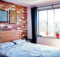 Stylish Modern 1 Bedroom Apartment in Marrickville - Sydneys Hotel