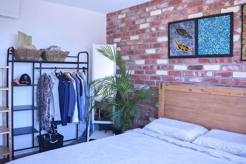 Stylish Modern 1 Bedroom Apartment In Marrickville - Sydneys Hotel 1